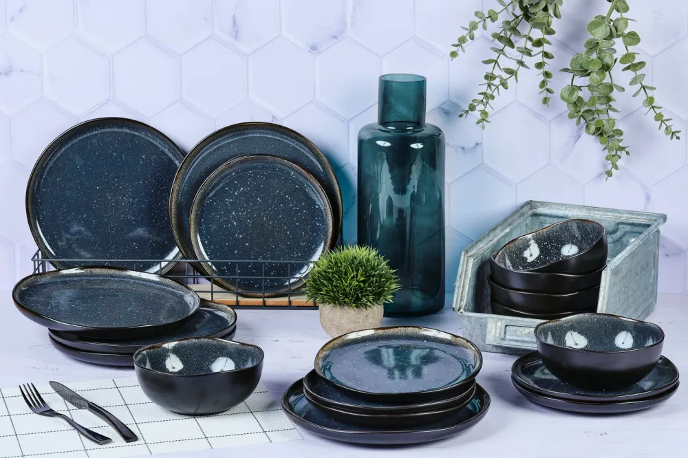 Set IRIS Essentials - 18 pezzi - Blu notte
