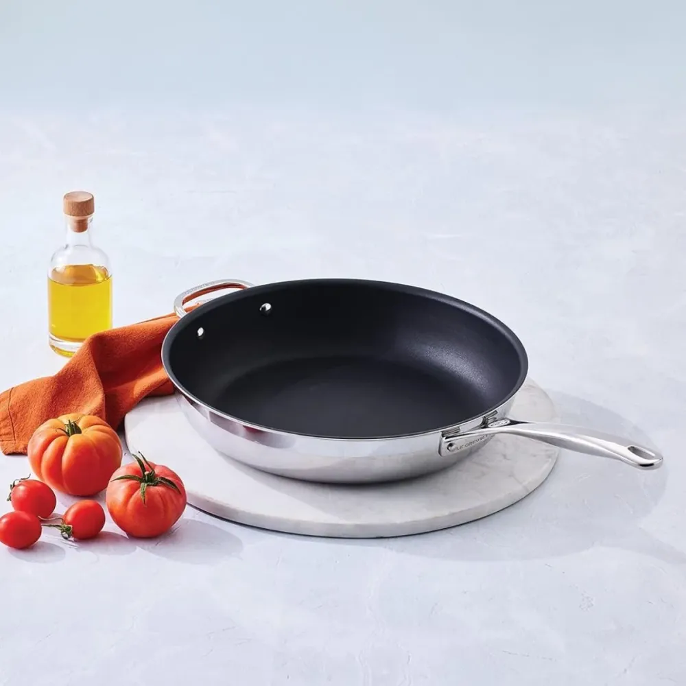 Padella alta antiaderente 3-PLY con esterno acciaio inox Signature Le Creuset